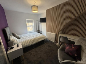 Ensuite Rooms Serviced Accommodation close to BAE